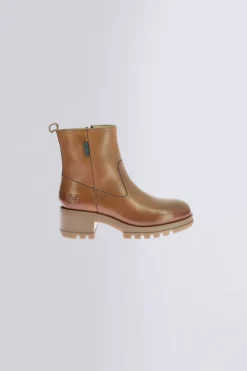 Kick Bootela Camel